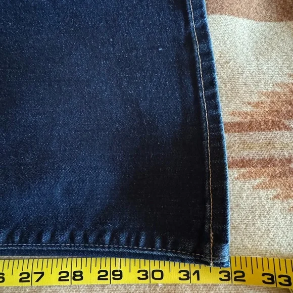 Lucky Brand🍀 Women’s Mid-Rise Sweet Bootcut jeans. Size 6/28 - Picture 13 of 13